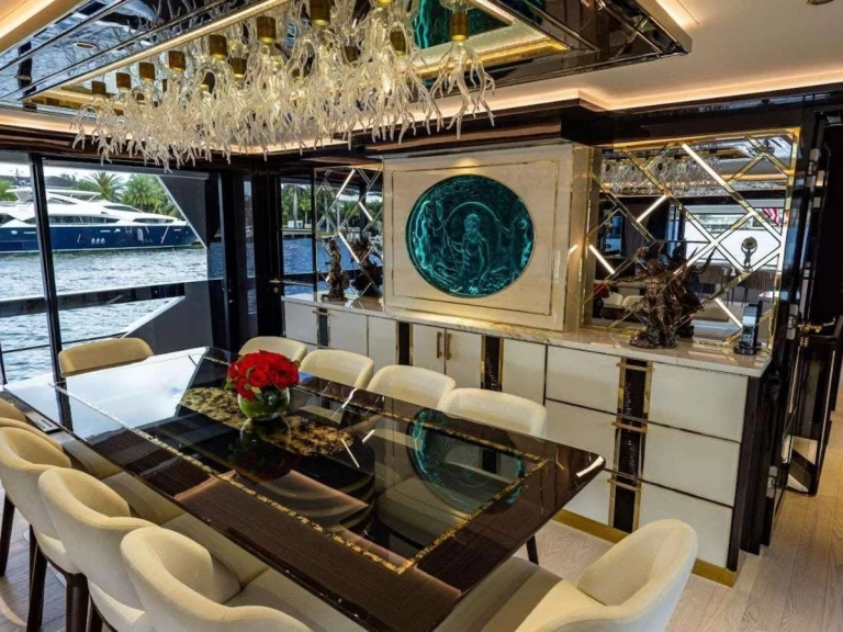 Wynajmij Selene Olympus w Miami