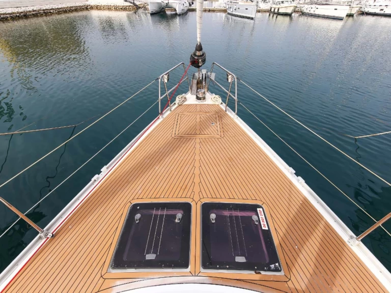 Żaglowiec do wynajmu w Jezera w najlepszej cenie