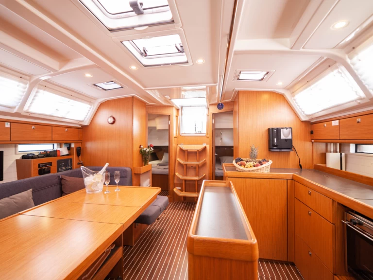 Wynajem łodzi Fethiye tanio Cruiser 46