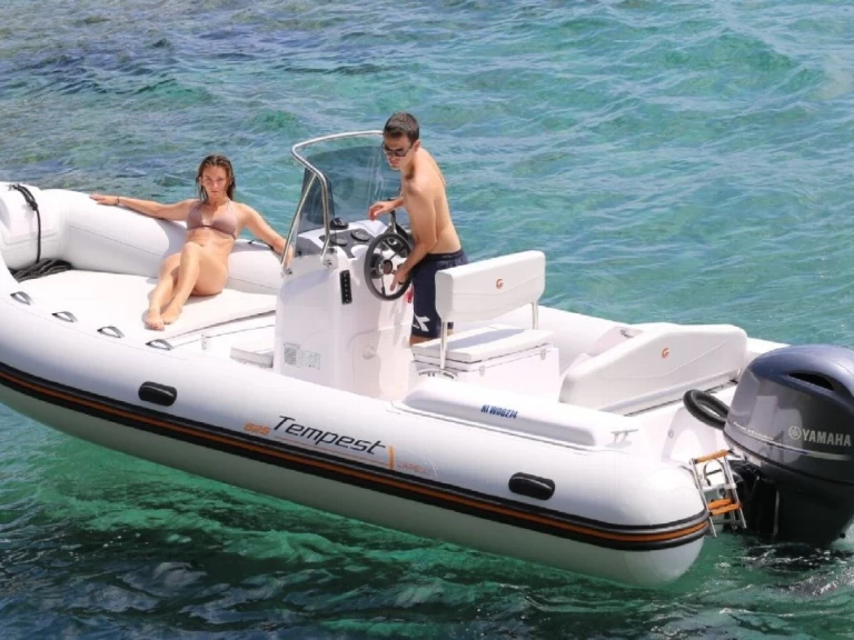 Wynajem łodzi Port-Haliguen tanio Tempest 630