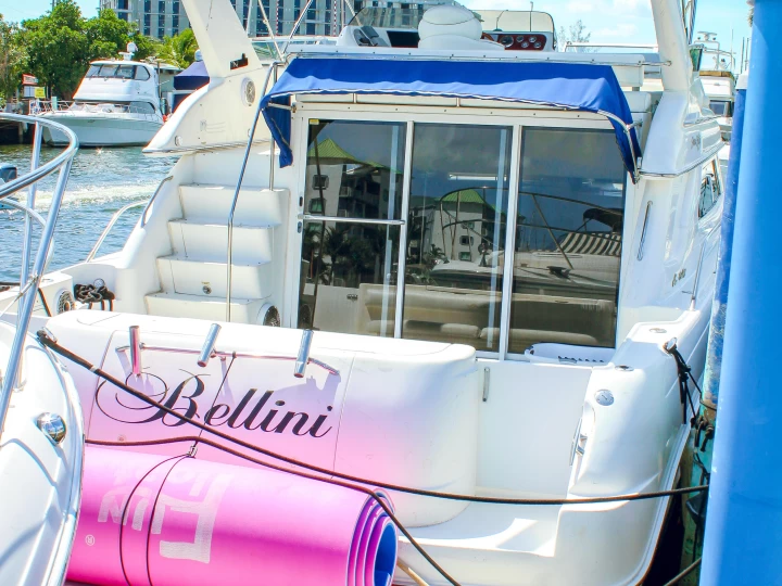 Wynajem w Miami- Sea Ray 450 fly bridge  na SamBoat