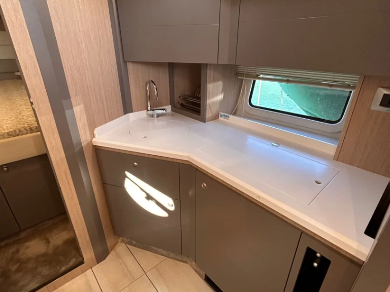 Wynajem łodzi Nettuno tanio Z 35