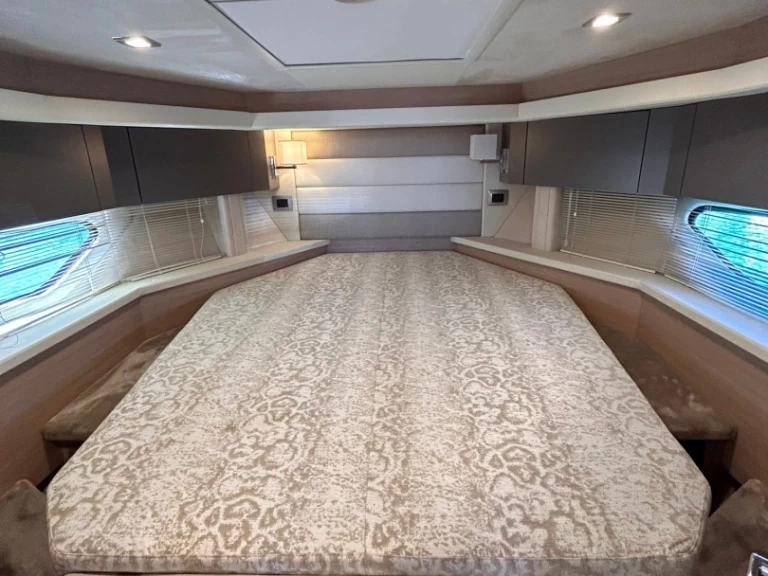 Wynajem Motorówka w Nettuno - Cranchi Z 35