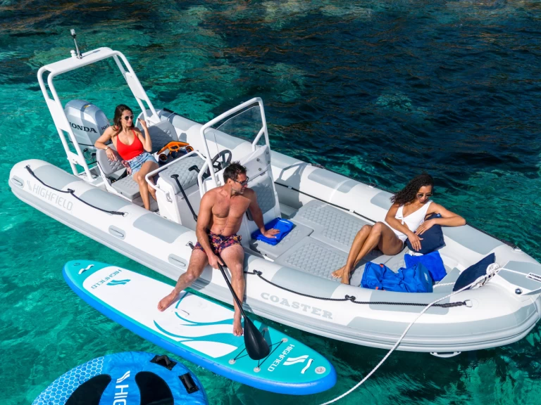 Wynajem Łódż półsztywna Highfield z patentem 