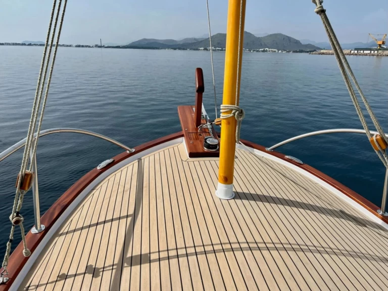 Wynajem łodzi Club Náutico Moraira tanio M7