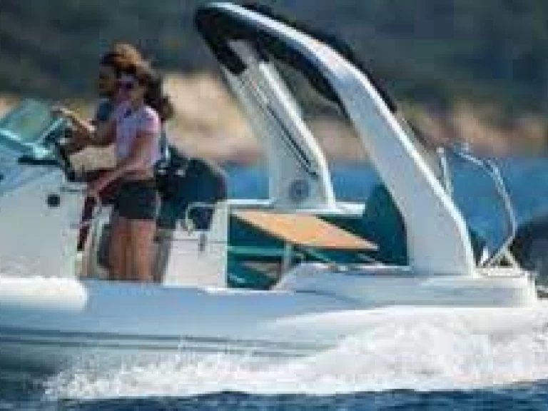 Wynajem w Port Grimaud- zodia Medline 7.5 na SamBoat