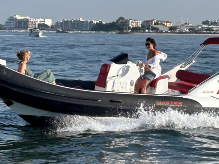 Łódż półsztywna do wynajmu w Arcachon w najlepszej cenie