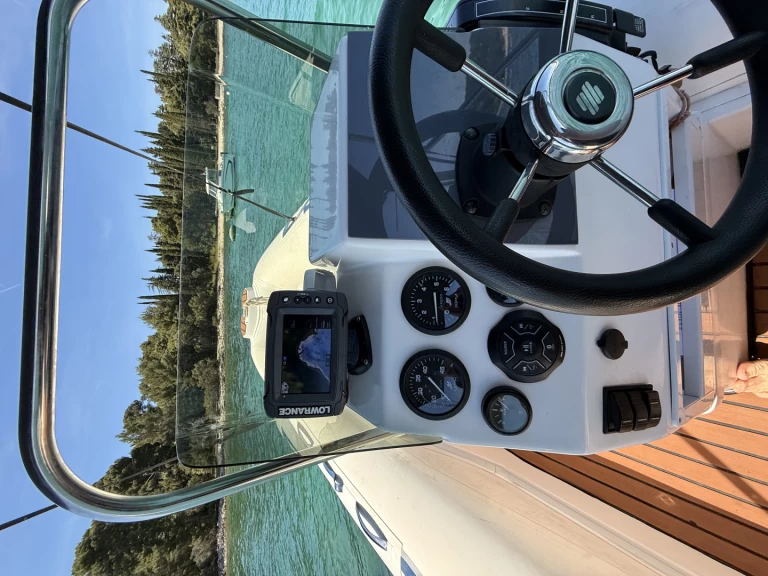 Wynajem w Rovinj Port- Tiger 520 open na SamBoat