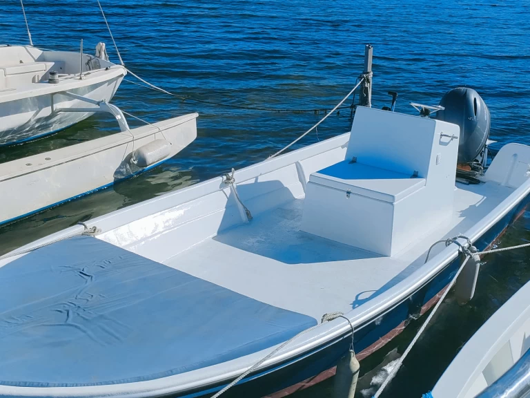 Wynajem Motorówka C.N ALLEMAN z patentem 