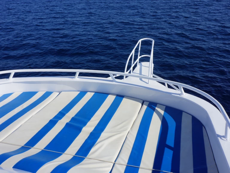 Wynajmij Luksusowy jacht z lub bez skippera Sharm  w Sharm el-Sheikh