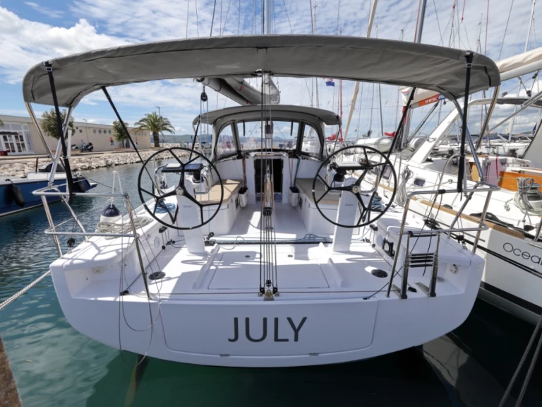 Żaglowiec do wynajmu w Biograd na Moru w najlepszej cenie