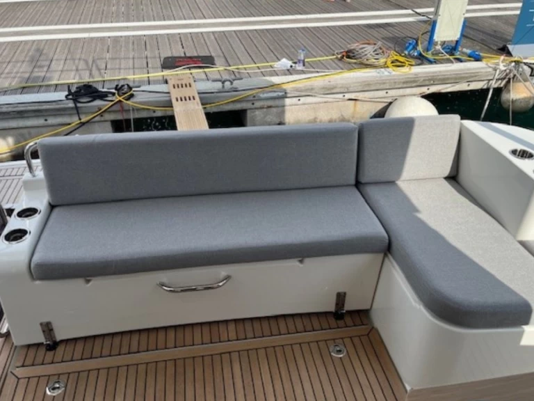 Wynajem łodzi Bénéteau Swift Trawler 41 w Pirovac na SamBoat 