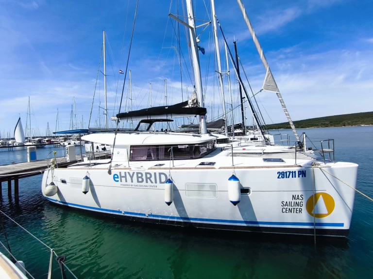 Wynajem łodzi Punat tanio Lagoon 400 S2