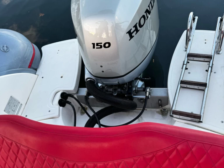 Bwa BWA 22 między profesjonalistami a osobami prywatnymi w Porto-Vecchio