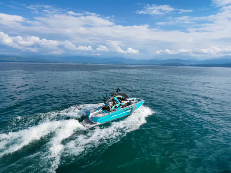 Motorówka do wynajmu w Yvoire w najlepszej cenie