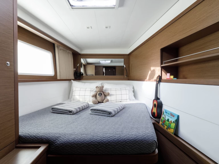 Wynajmij Katamaran z lub bez skippera Lagoon w Kos