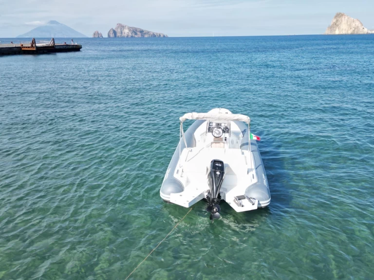 Wynajem łodzi Renier Renier R6 w Panarea na SamBoat 