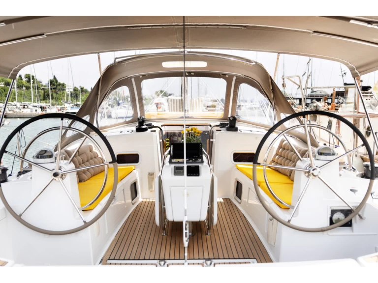 Wynajmij Jeanneau Sun Odyssey 469 w Preveza
