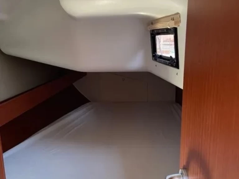 Dehler Dehler 38 SQ między profesjonalistami a osobami prywatnymi w Lavrio