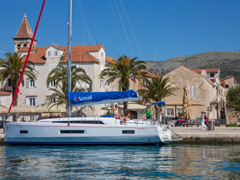 Wynajem łodzi Bénéteau Sunsail 42 w Marina (City) na SamBoat 