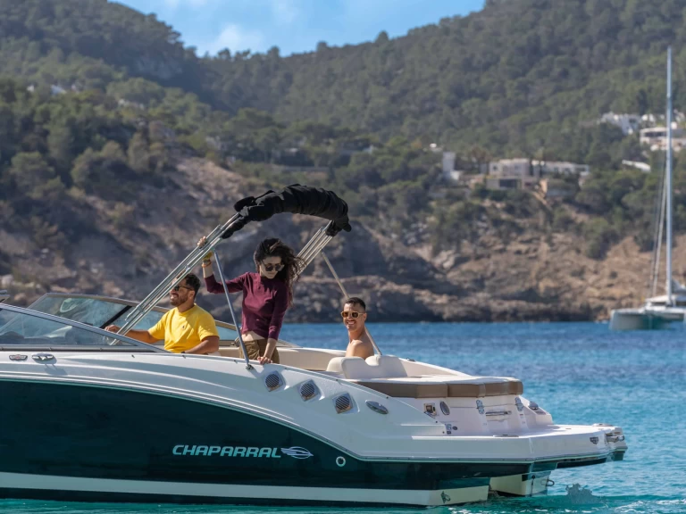 Motorówka do wynajmu w Sant Antoni de Portmany w najlepszej cenie