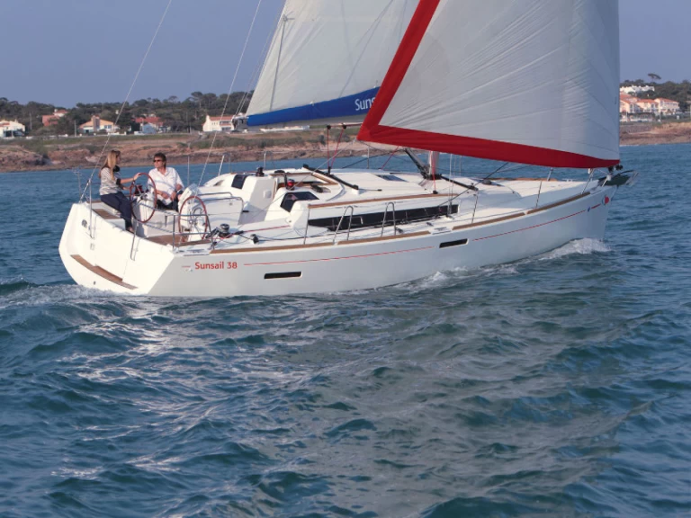 Wynajmij Jeanneau Sun Odyssey 389 w Dubrownik