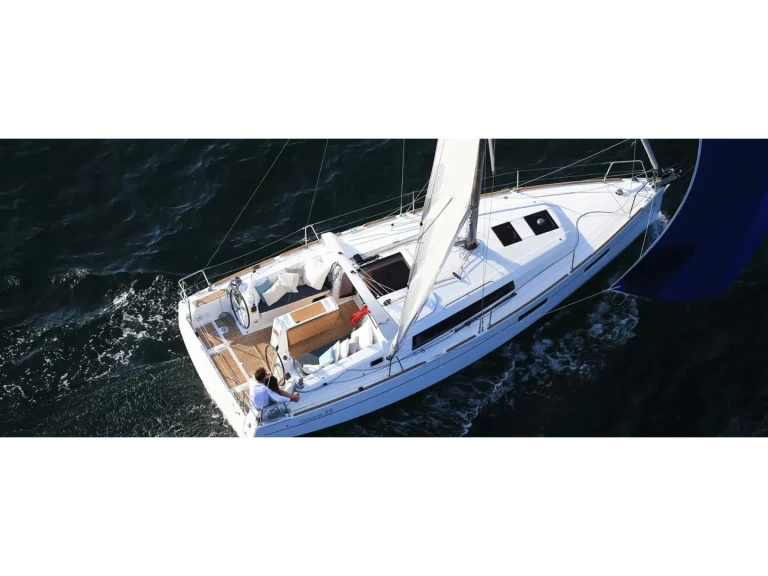 Wynajmij Bénéteau Oceanis 35 w Furnari