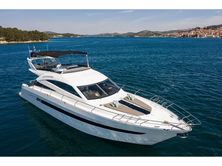 Wynajmij Galeon Galeon 640 Fly w Sibenik