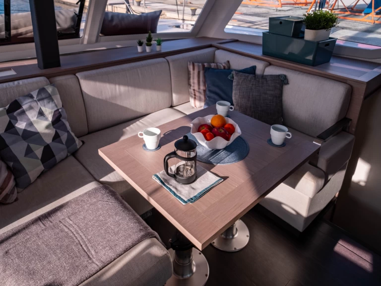 Wynajem Katamaran w Lefkáda - Fountaine Pajot Isla 40