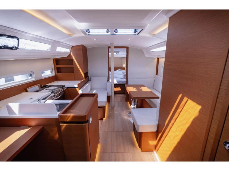 Wynajem łodzi Kastel Gomilica tanio Sun Odyssey 410