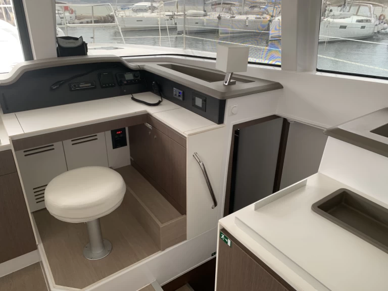 Wynajmij Katamaran z lub bez skippera Bali w Lavrio