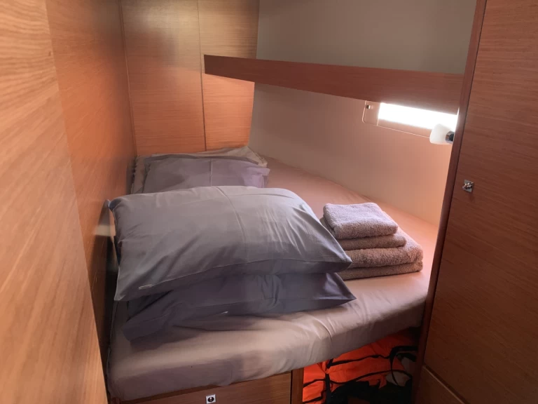 Wynajmij Dufour Dufour 460 Grand Large w Lavrio