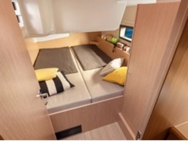 Wynajem łodzi Primosten tanio Bavaria C42