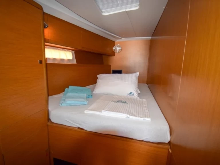 Wynajmij Jeanneau Jeanneau 53 w Marmaris