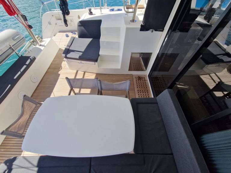 Wynajem łodzi Lagoon Lagoon 42 w Portoferraio na SamBoat 