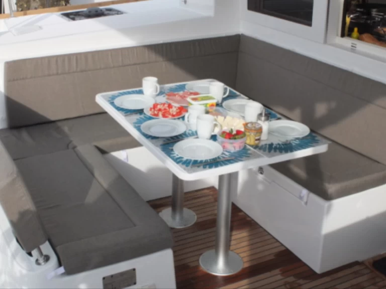 Wynajem Katamaran w Preveza - Lagoon Lagoon 39