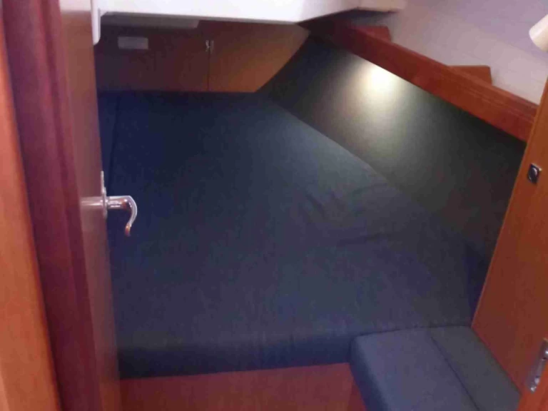 Wynajmij Bavaria Cruiser 37 w Altefähr