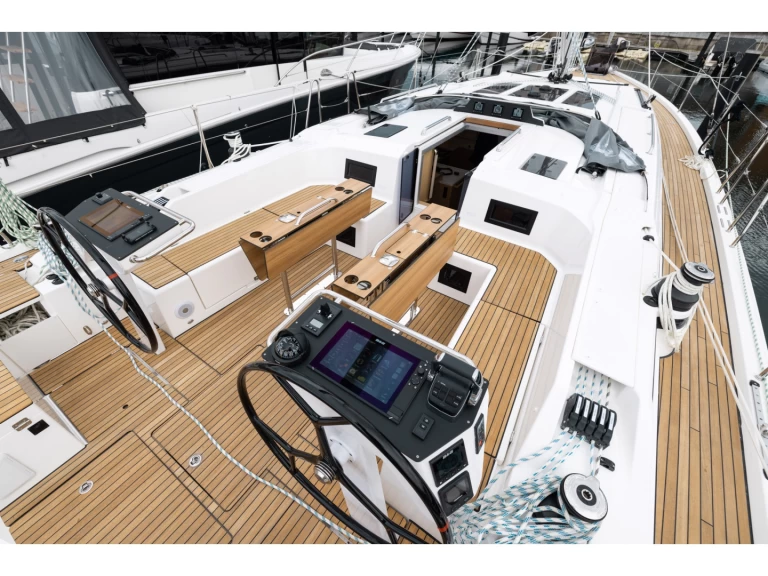 Wynajmij Bavaria Bavaria C46 w Novi Vinodolski