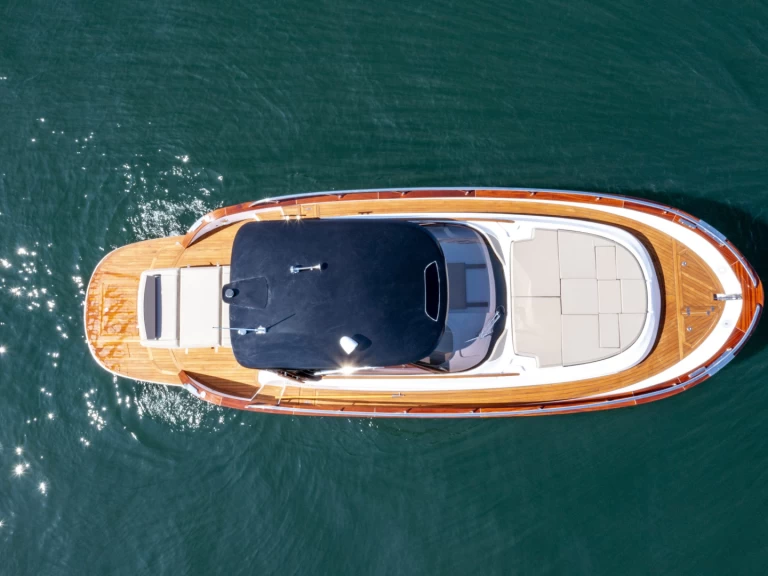 Wynajmij Motorówka z lub bez skippera  w Novi Vinodolski