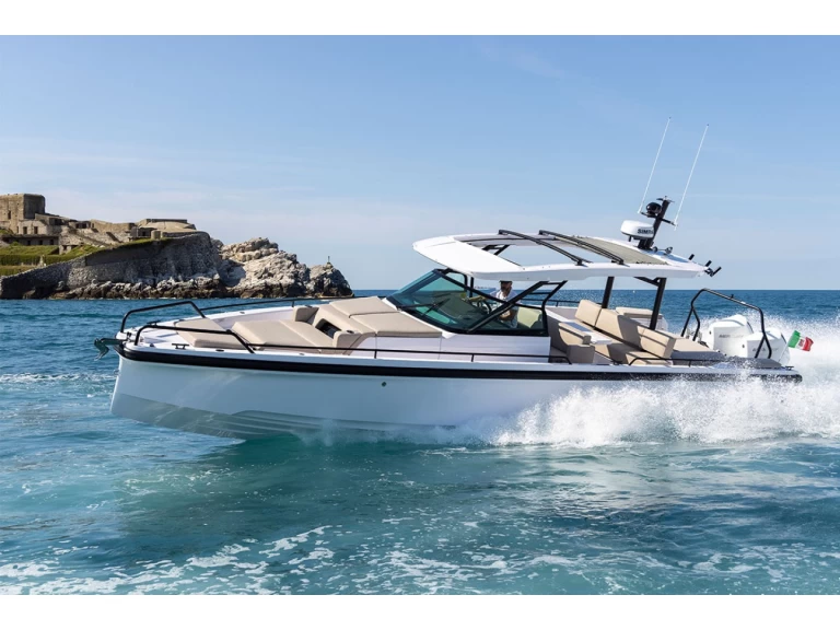 Axopar Axopar 37 XC między profesjonalistami a osobami prywatnymi w Paros (wyspa)