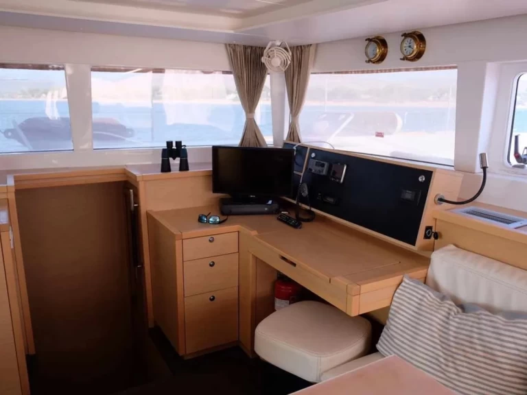 Wynajmij Katamaran z lub bez skippera Lagoon w Lefkáda