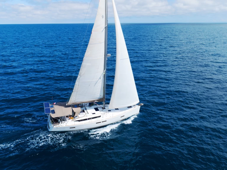 Wynajmij Żaglowiec z lub bez skippera Jeanneau w Beaulieu-sur-Mer