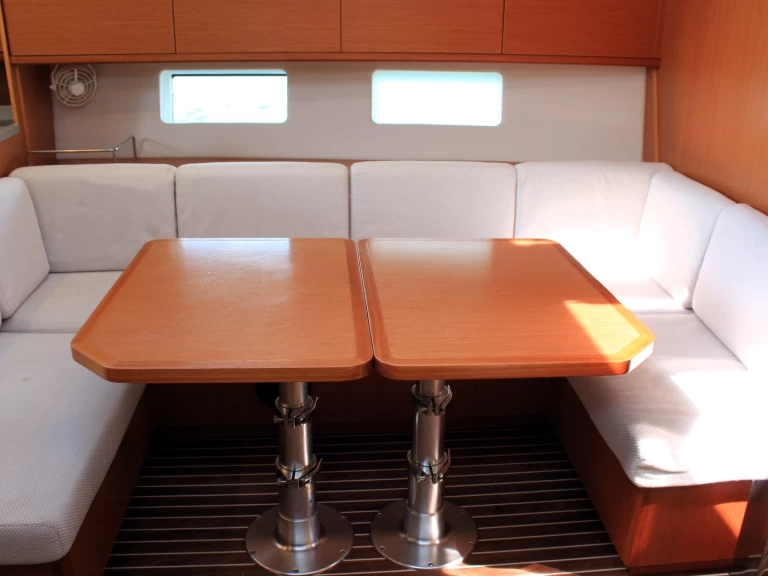 Wynajem w Lavrio- Bavaria Bavaria C45 na SamBoat