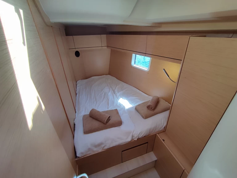 Wynajmij Żaglowiec z lub bez skippera Hanse w Lavrio