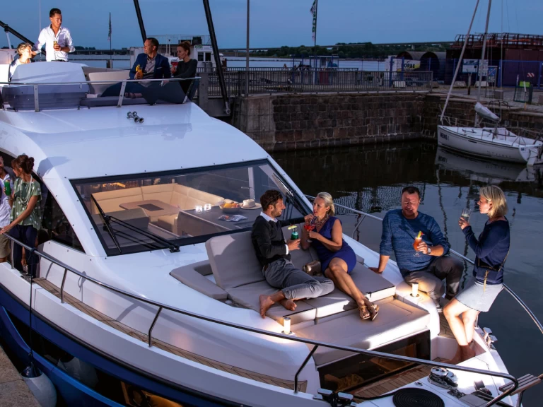 Wynajem w Pula- Sealine Sealine F430 na SamBoat