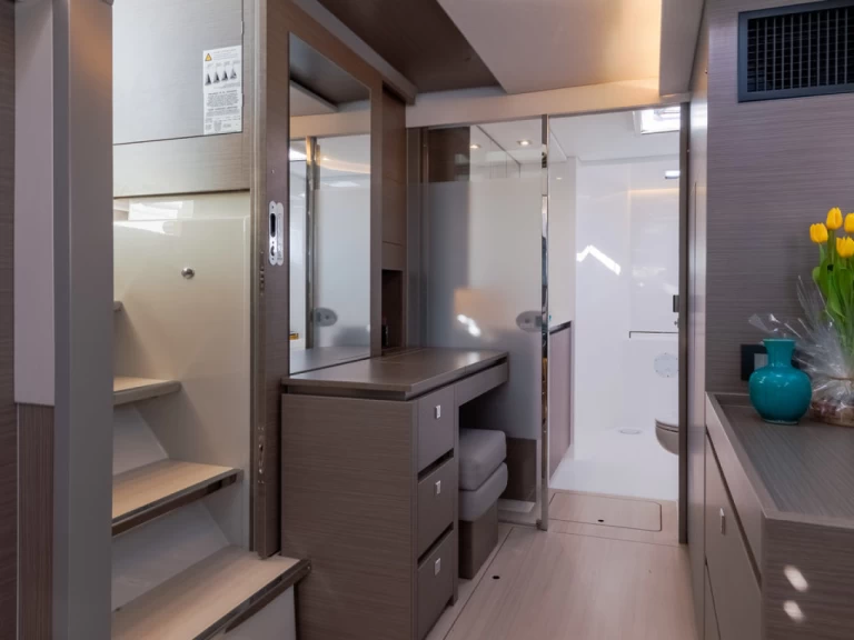 Wynajmij Katamaran z lub bez skippera Leopard w Marigot