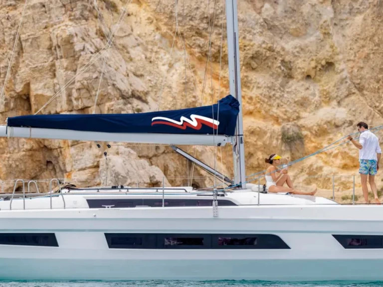 Wynajem łodzi Road Town tanio Dufour 41