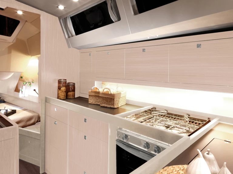 Żaglowiec do wynajmu w Furnari w najlepszej cenie