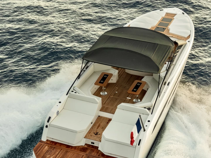 Wynajmij Motorówka z lub bez skippera BB Yatchs w Saint-Laurent-du-Var