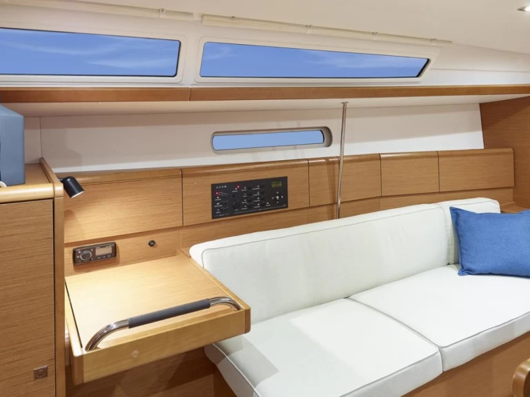 Wynajem łodzi Jeanneau Sun Odyssey 389 w Dubrownik na SamBoat 